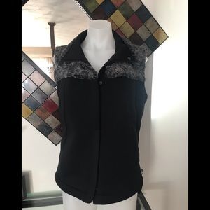 New The North Face Vest